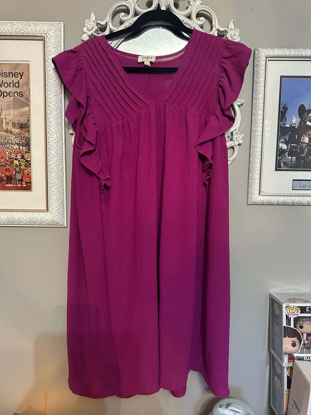 Umgee USA Women's Magenta Pleated V-Neck Flutter Sleeve Shift Dress